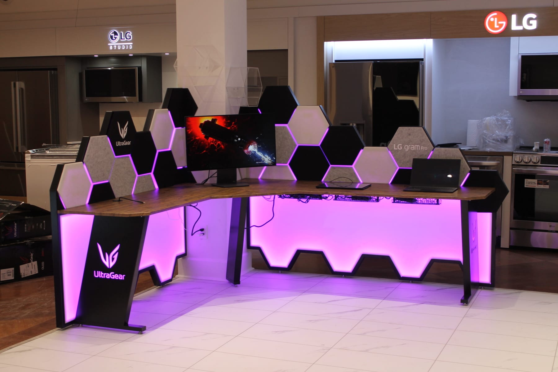 LG UltraGear dual-station gaming desk installation at LG Canada's first retail location